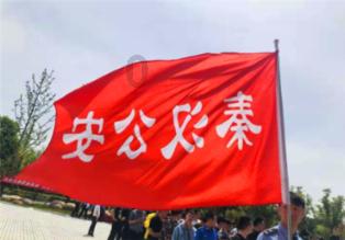 浪漫衣裙